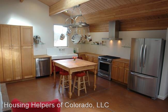 2937 Lee Hill Dr - Photo 3 of 12