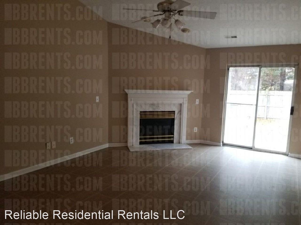 319 N Branch Dr - Photo 3 of 8