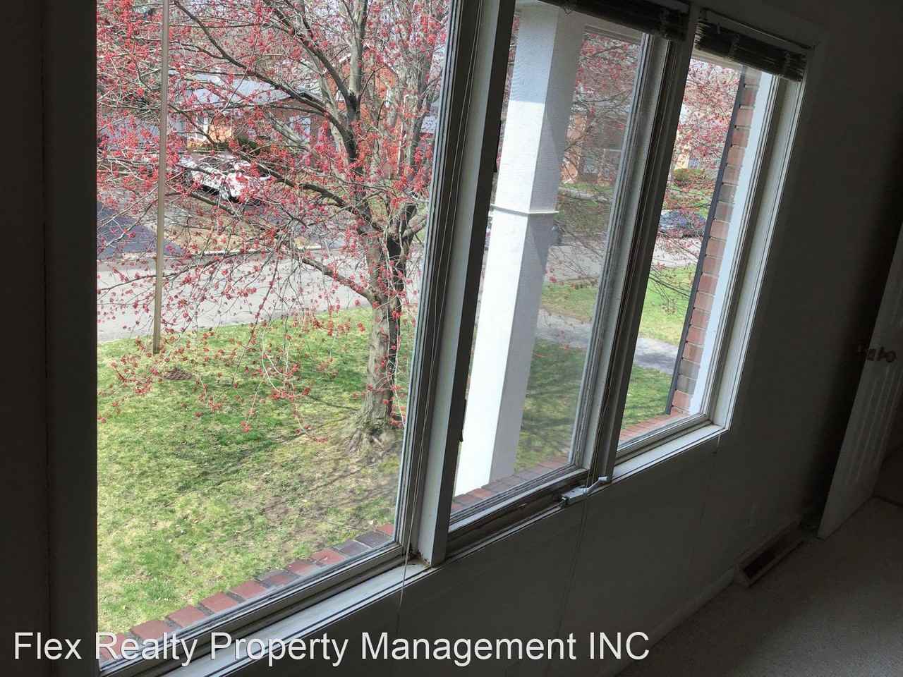 3910 Clareridge Dr Uppr - Photo 2 of 20