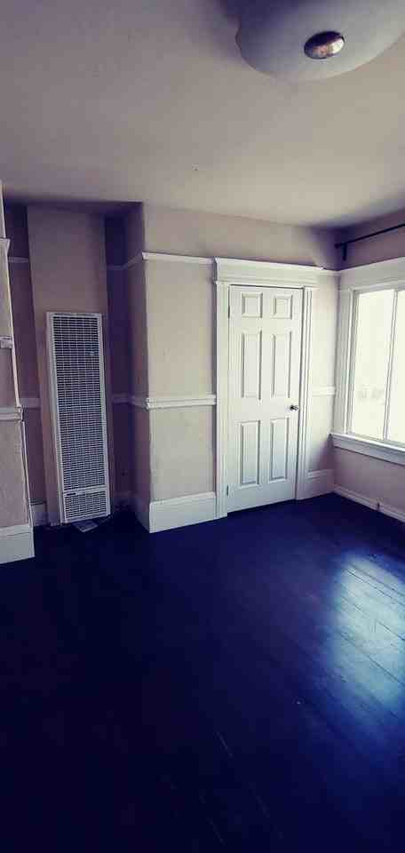 1808 Filbert St - Photo 3 of 5