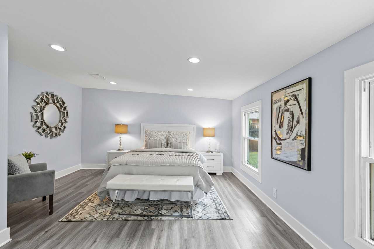 595 Aberdeen St - Photo 3 of 18