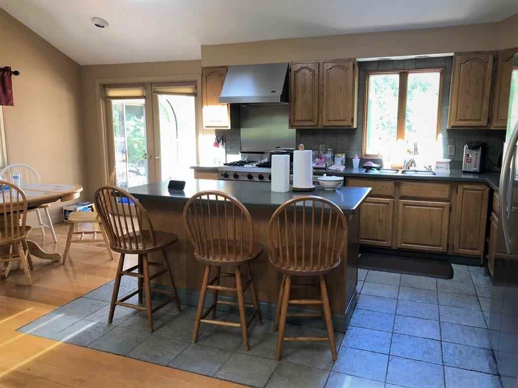 40 Liberty Park Ave - Photo 3 of 20