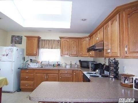 39 Hopes Ave - Photo 2 of 8