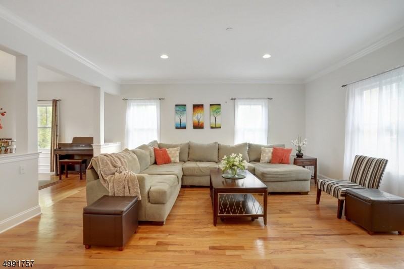 200 Sherman Ave S Unit 2 - Photo 3 of 19