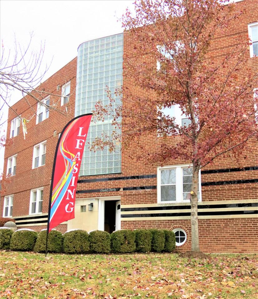 Crystal Towers - Photo 2 of 19