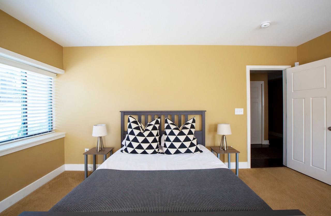 The 4700 - Photo 3 of 15