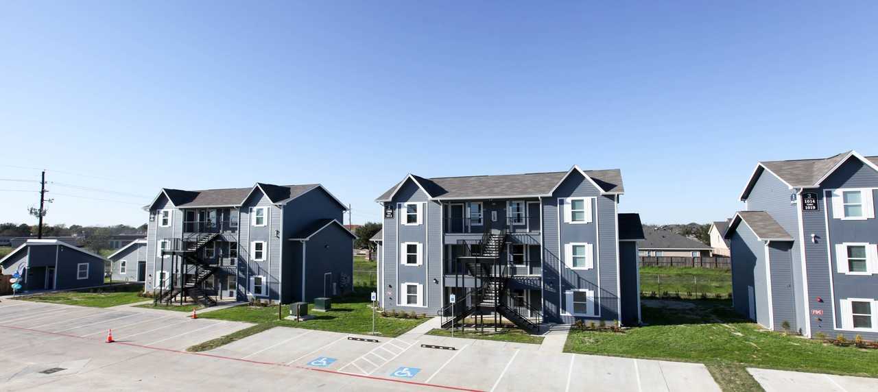 Esperanza at Queenston - Photo 2 of 26