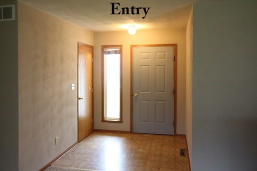 14825 Hunters Way - Photo 2 of 16