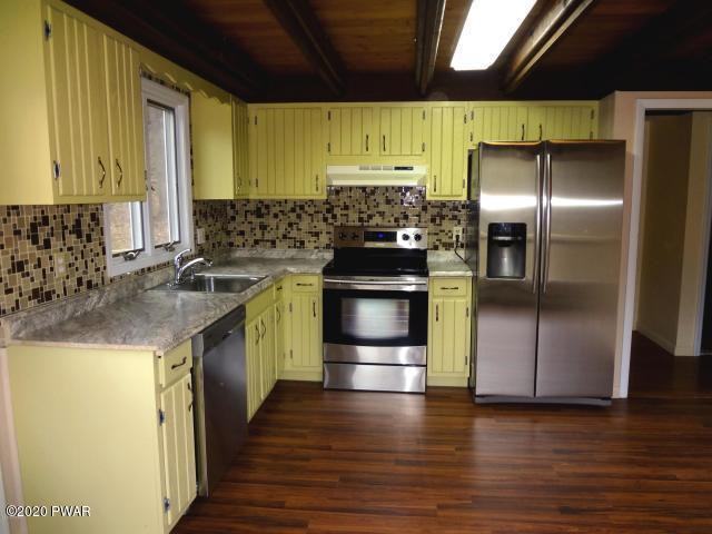 101 Cold Spring Ln - Photo 3 of 14