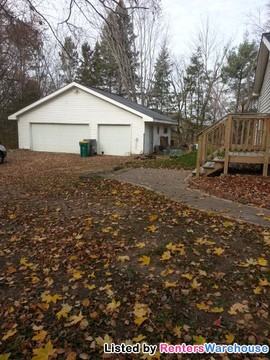 886 100th Ave - Photo 2 of 9