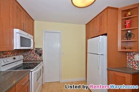 6910 W 23rd St - Photo 3 of 13