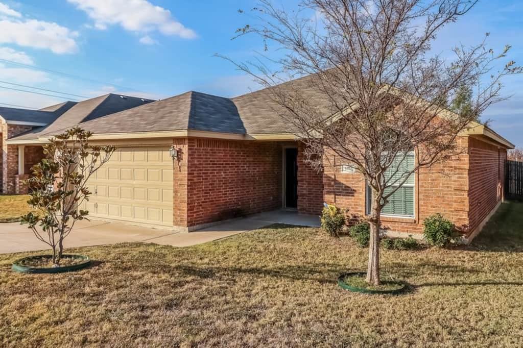 9324 Nathan Ct - Photo 3 of 27