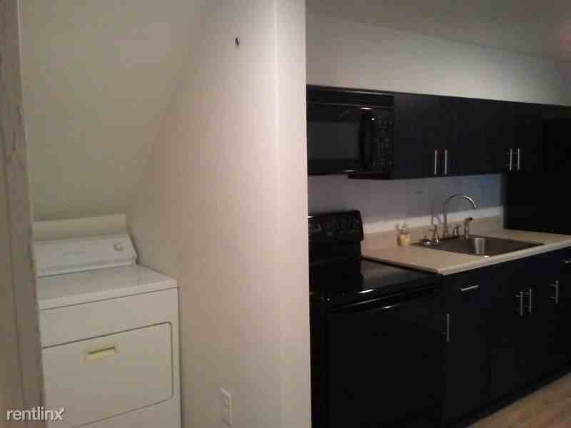 844 844 Freeport Rd 1 - Photo 3 of 12