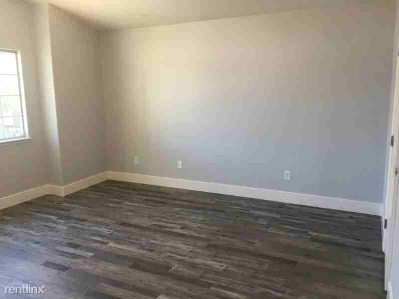 8669 Gossamer Way - Photo 3 of 9
