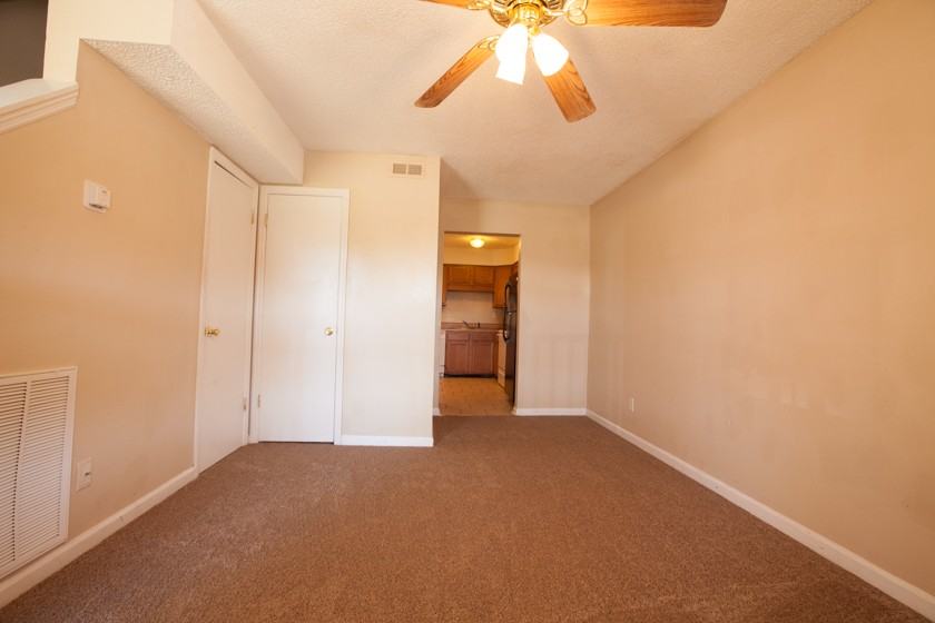 407 Barnhardt Circle - Photo 2 of 6
