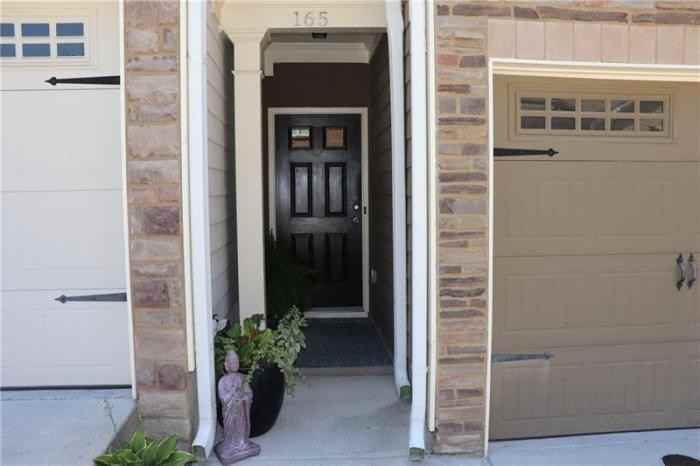 165 Townview Dr - Photo 2 of 28