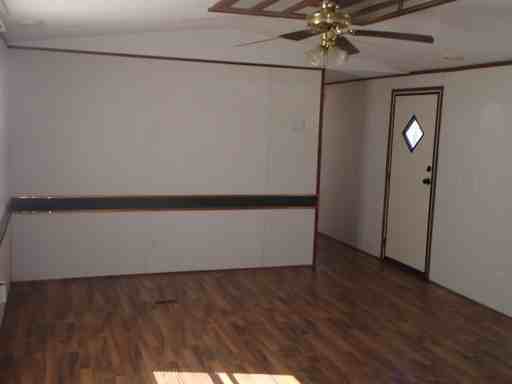 5605 Burgaw Hwy - Photo 2 of 17