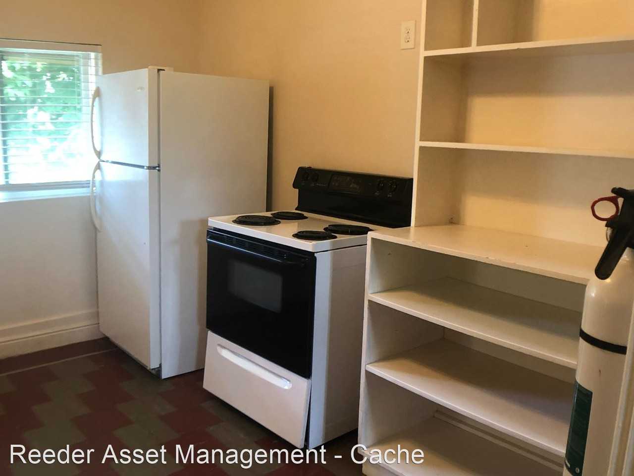 162 Crockett Ave - Photo 3 of 9