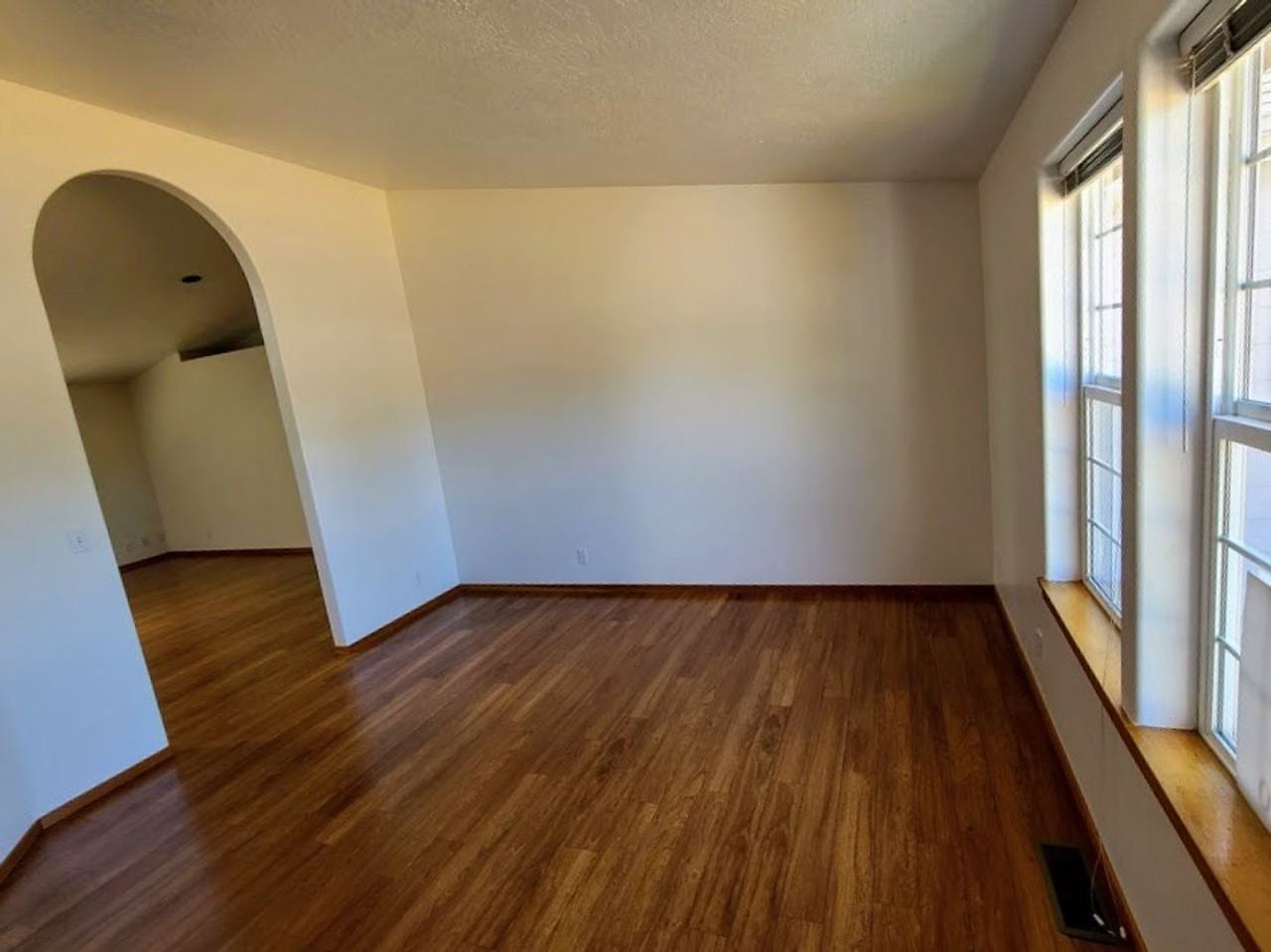 656 Nicholas Dr - Photo 2 of 16