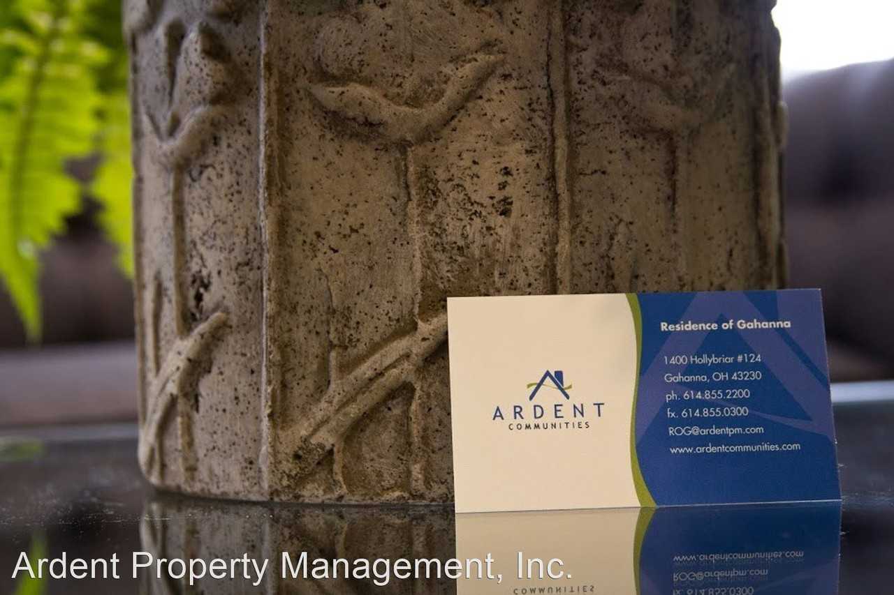 1400 Hollybrair - Photo 2 of 50