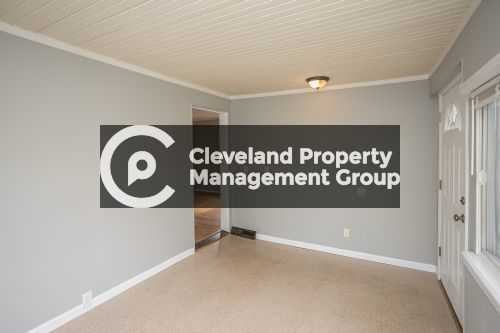 493 E 331st St - Photo 2 of 10