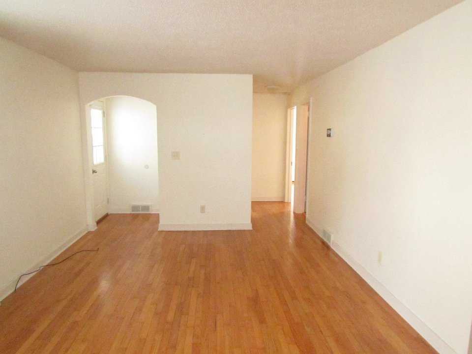 2929 Stevens St - Photo 3 of 8