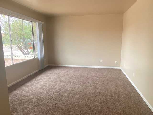 8521 E Mackenzie Dr - Photo 3 of 15