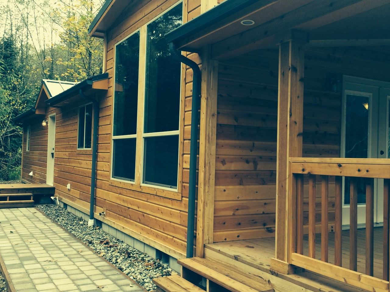 1225 Falls Dr - Photo 2 of 21