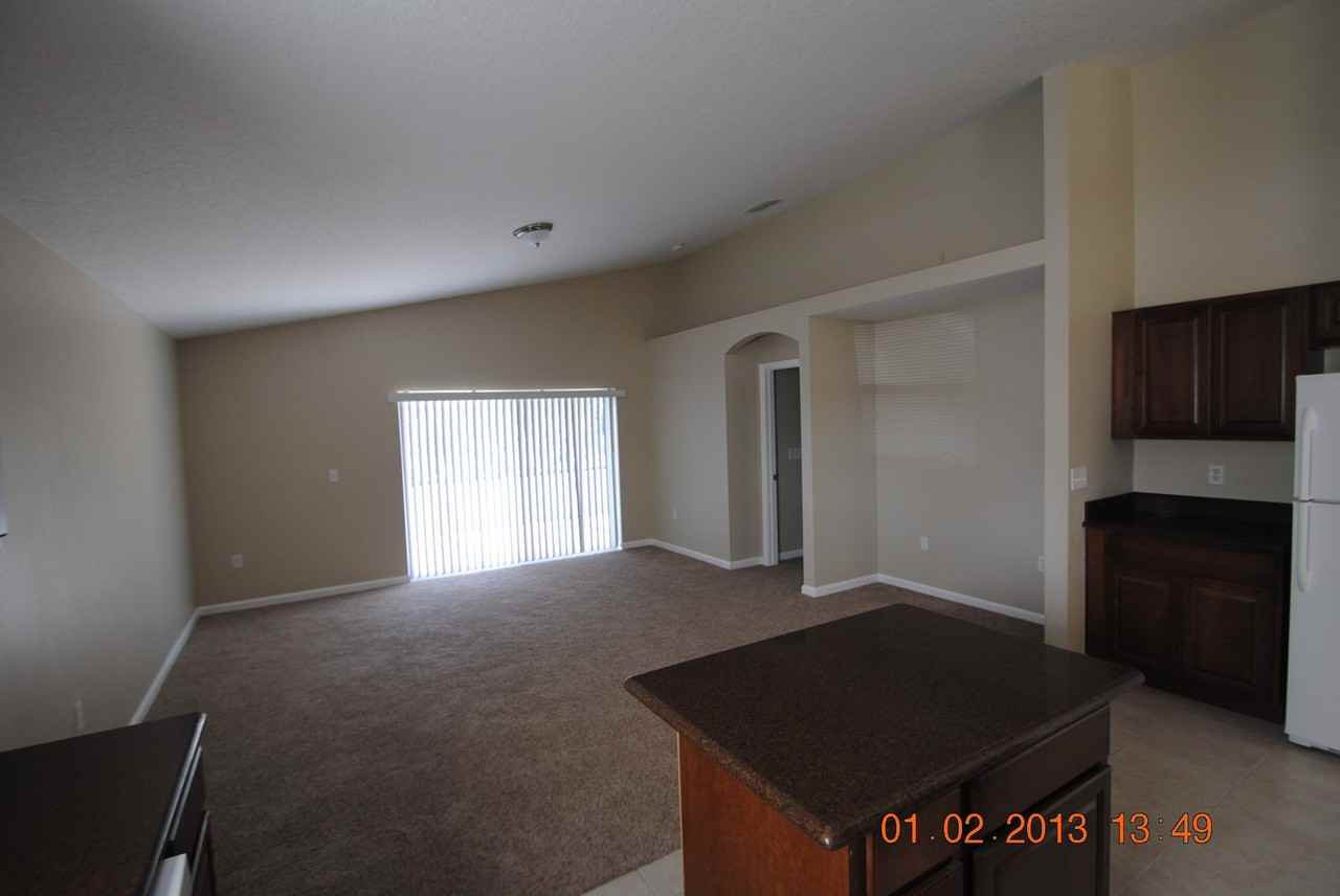 2875 Spring Heather Pl - Photo 2 of 10