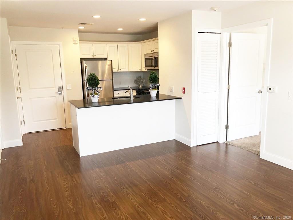 947 Hope St Apt 304
