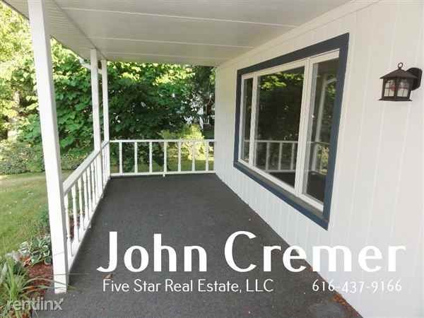 244 Grove St - Photo 3 of 18