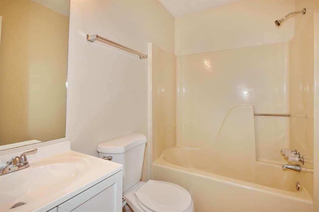 319 Bethel Dr - Photo 3 of 6