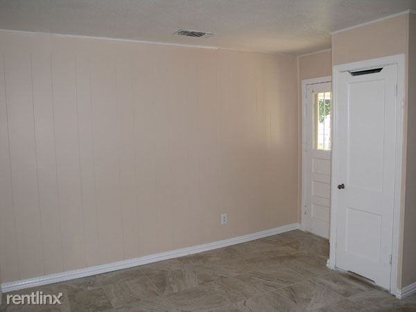 3516 Wilbarger St - Photo 2 of 8