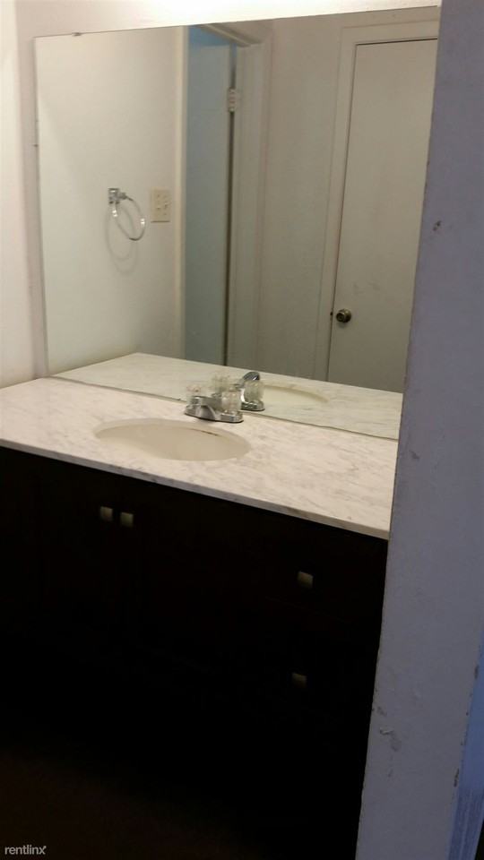 Pine Village Townhomes - Photo 3 of 7