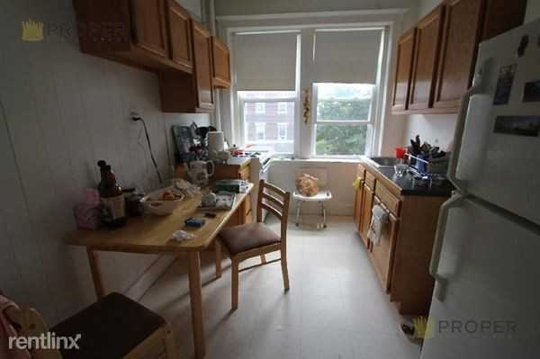 1809 Commonwealth Ave - Photo 3 of 6