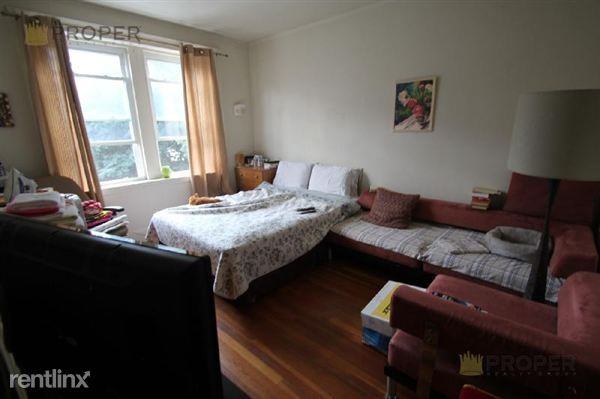 1809 Commonwealth Ave - Photo 2 of 6