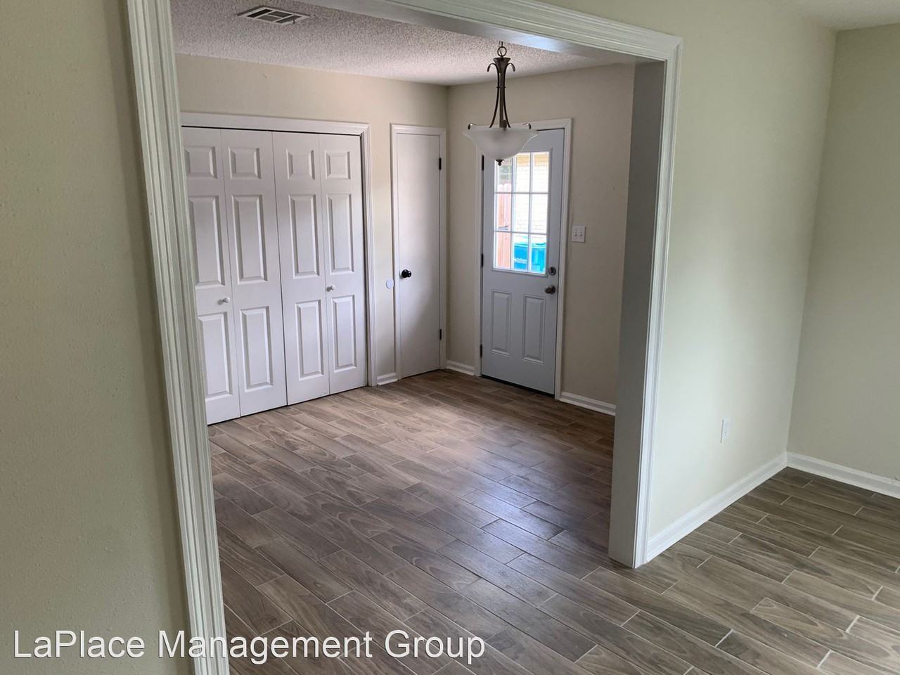 312-14 Meadows Dr - Photo 3 of 8