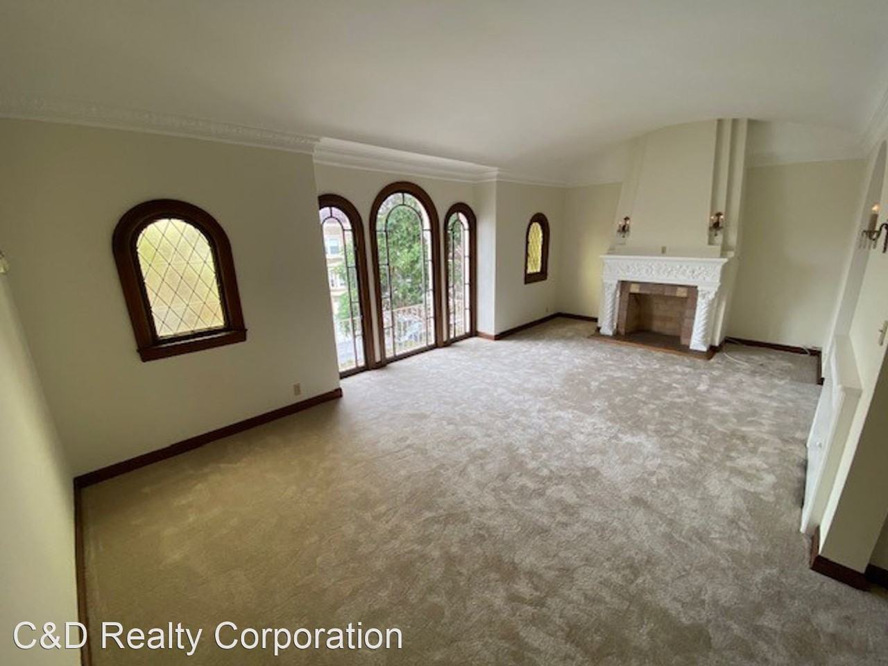 1780 Lombard St - Photo 2 of 19
