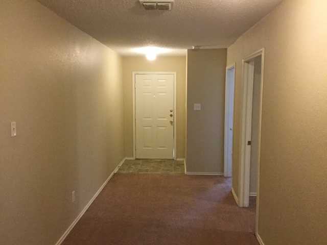 2709 Plantation Dr - Photo 2 of 17