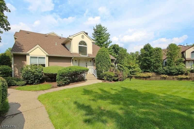 1109 Park Pl - Photo 2 of 22