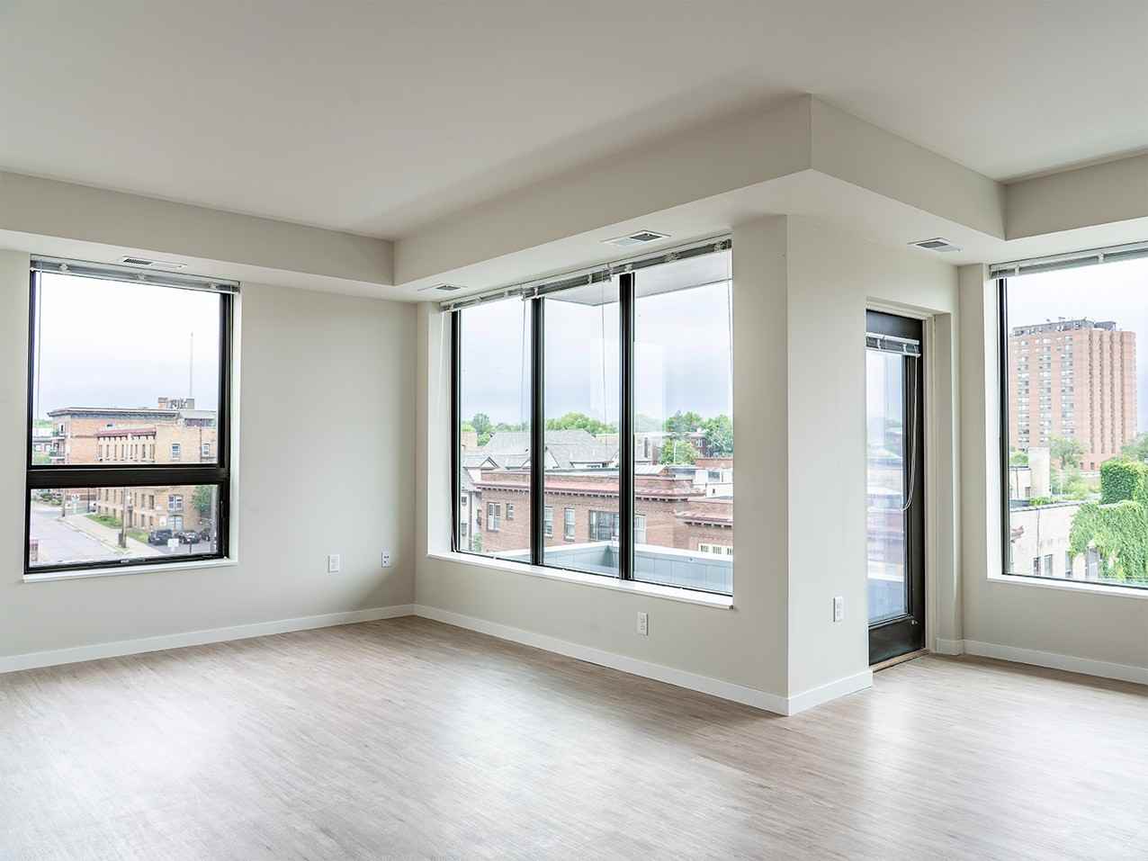 PURE Lowry - Photo 6 of 43