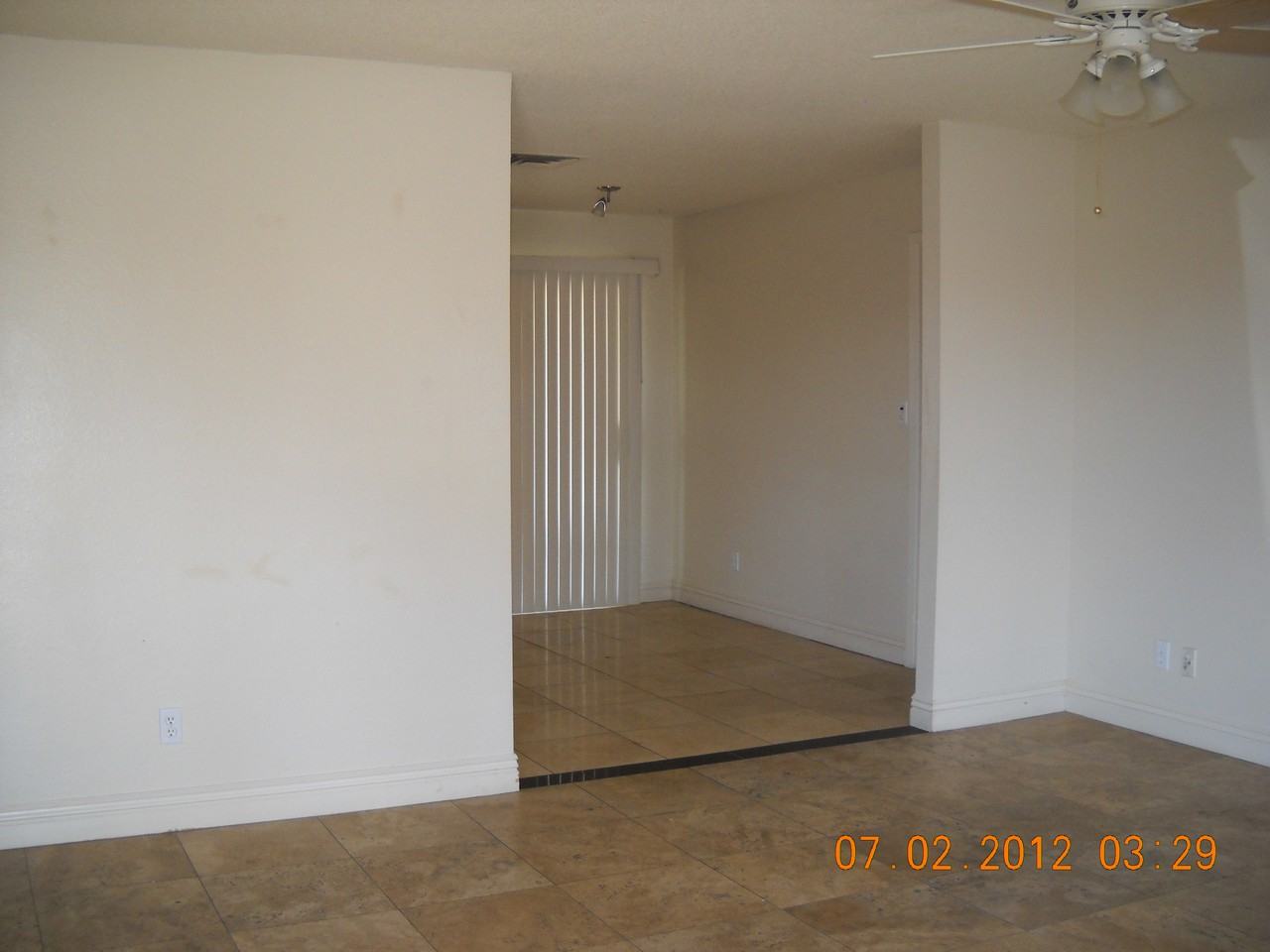 3410 W Grovers Ave - Photo 2 of 10