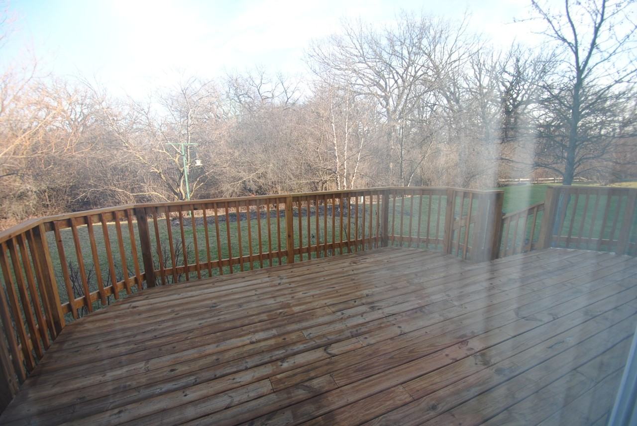 218 W Prairie Ln - Photo 3 of 12