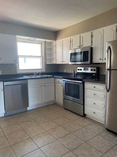 2328 Cherry Hills Drive #A - Photo 5 of 19