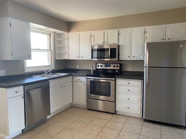 2328 Cherry Hills Drive #A - Photo 4 of 19