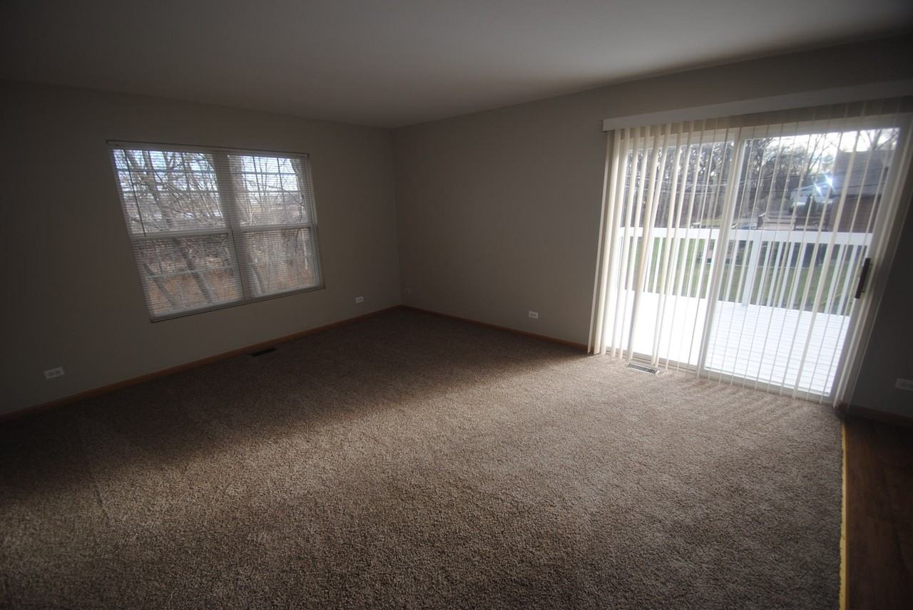 419 E Elder Dr - Photo 3 of 7