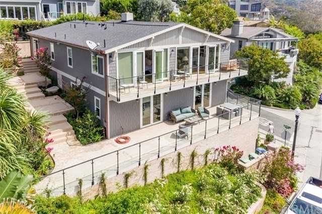 1499 Terrace Way - Photo 2 of 21