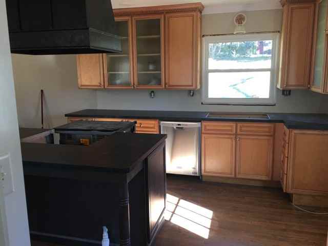 308 Azalea Dr - Photo 3 of 23