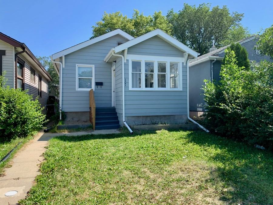 1561 Montague St Apartments for Rent in North Central, Regina, SK S4T