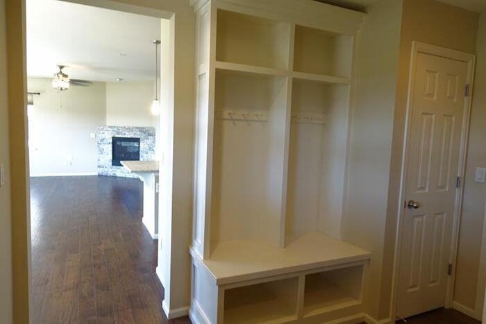 3986 Donnington Cir - Photo 3 of 21